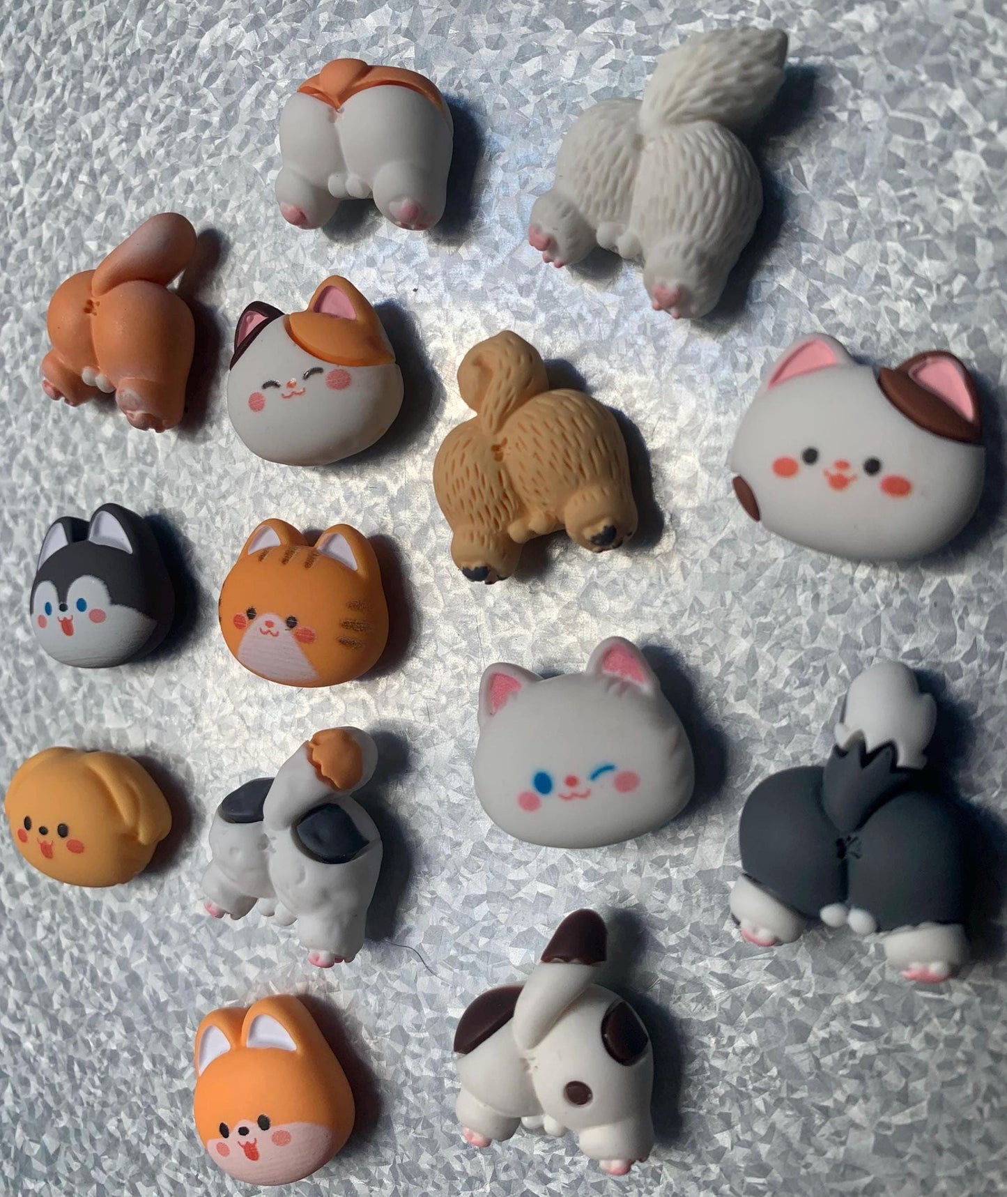 Cat Dog Head Butt Fridge Magnets | 2 Pieces | Colorful Refrigerator Magnets | Cute Small Animal Pet Magnetic Home Kitchen Funny Decor